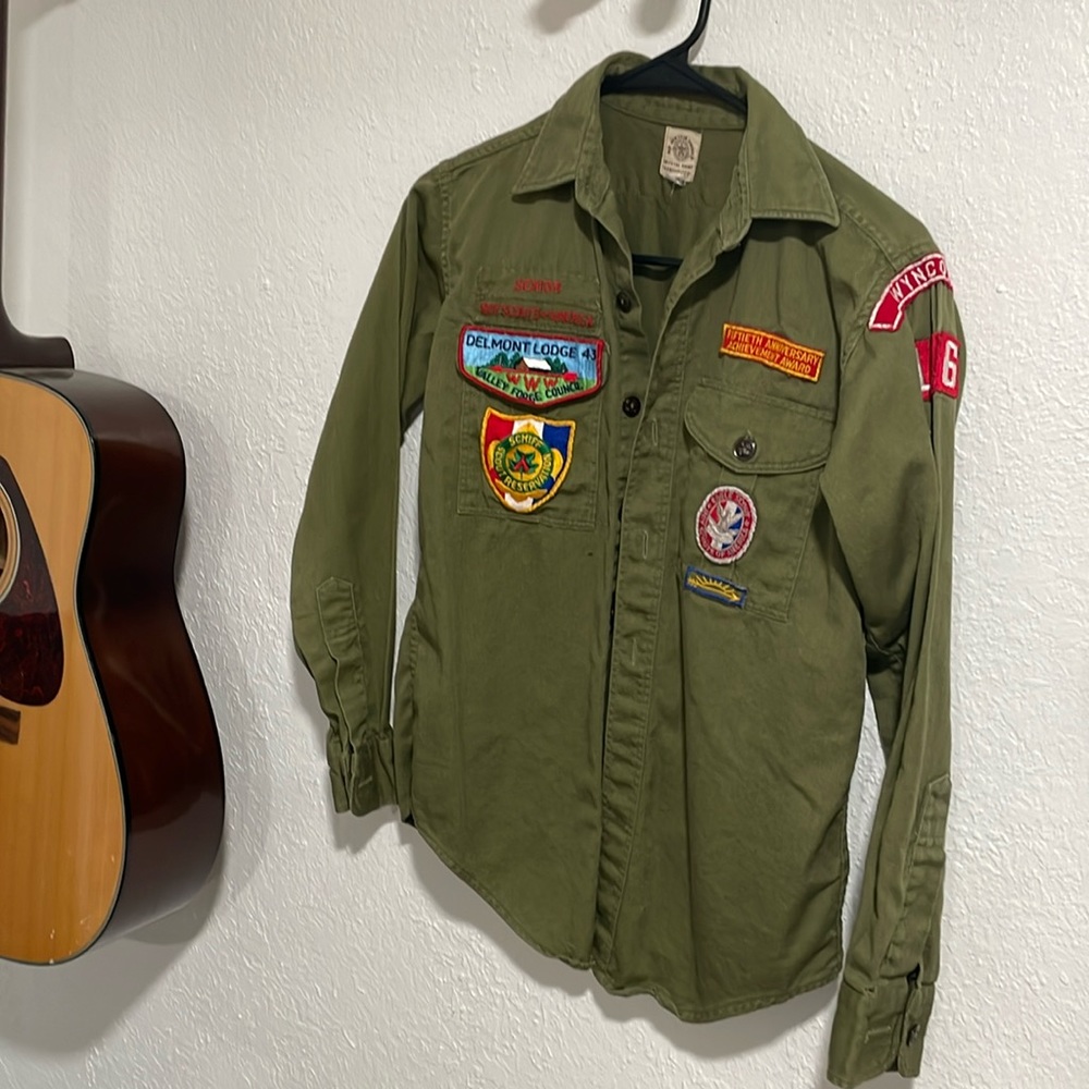 Vintage BOYSCOUTS of AMERICA Button up